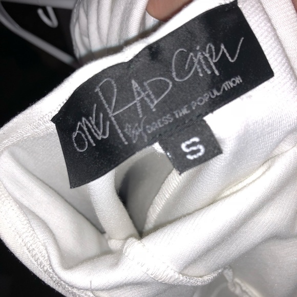 NastyGal Lace Bodycon Dress - Picture 5 of 7